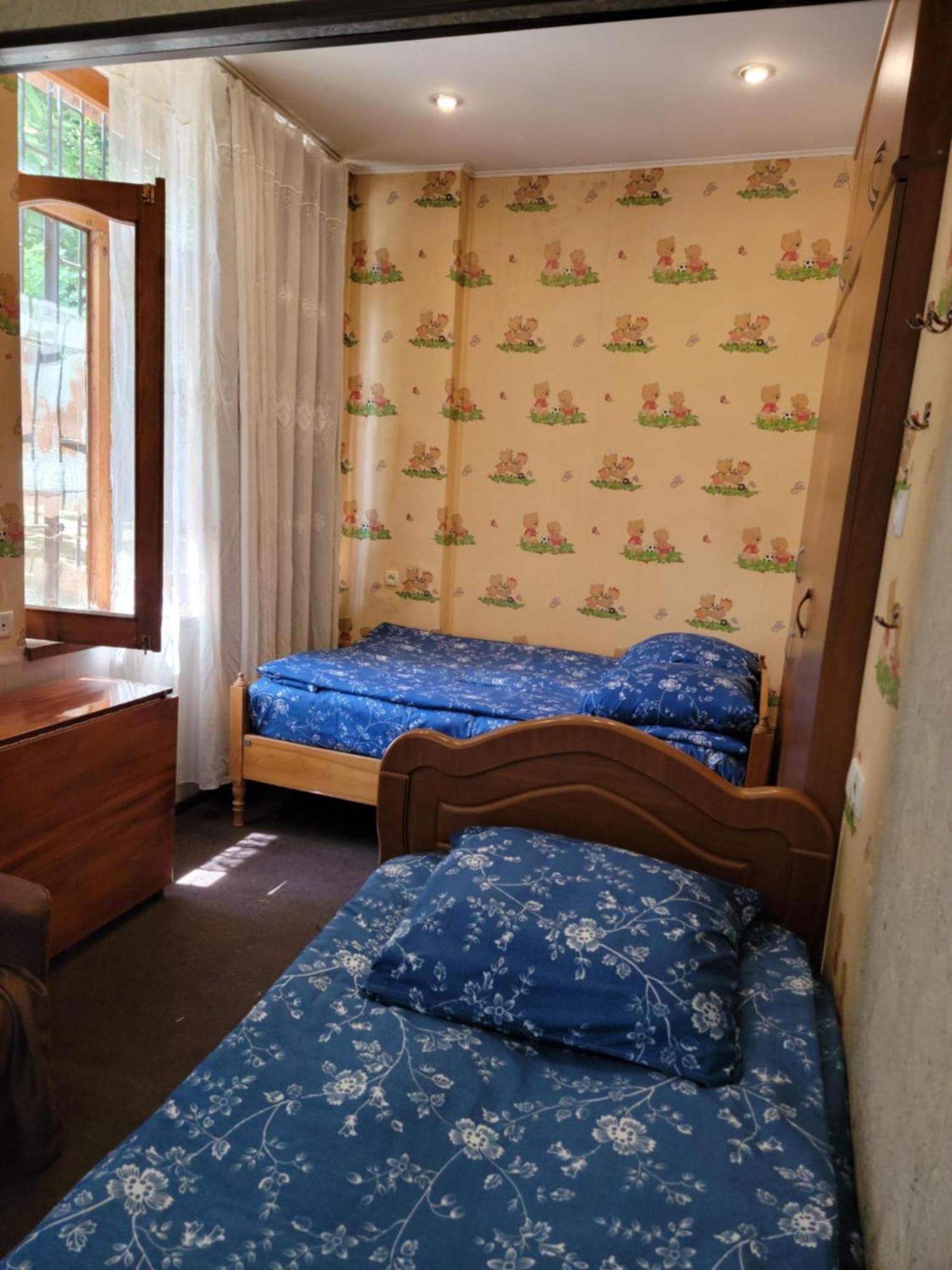 Apartment On Leonidze 18 Тбилиси Екстериор снимка