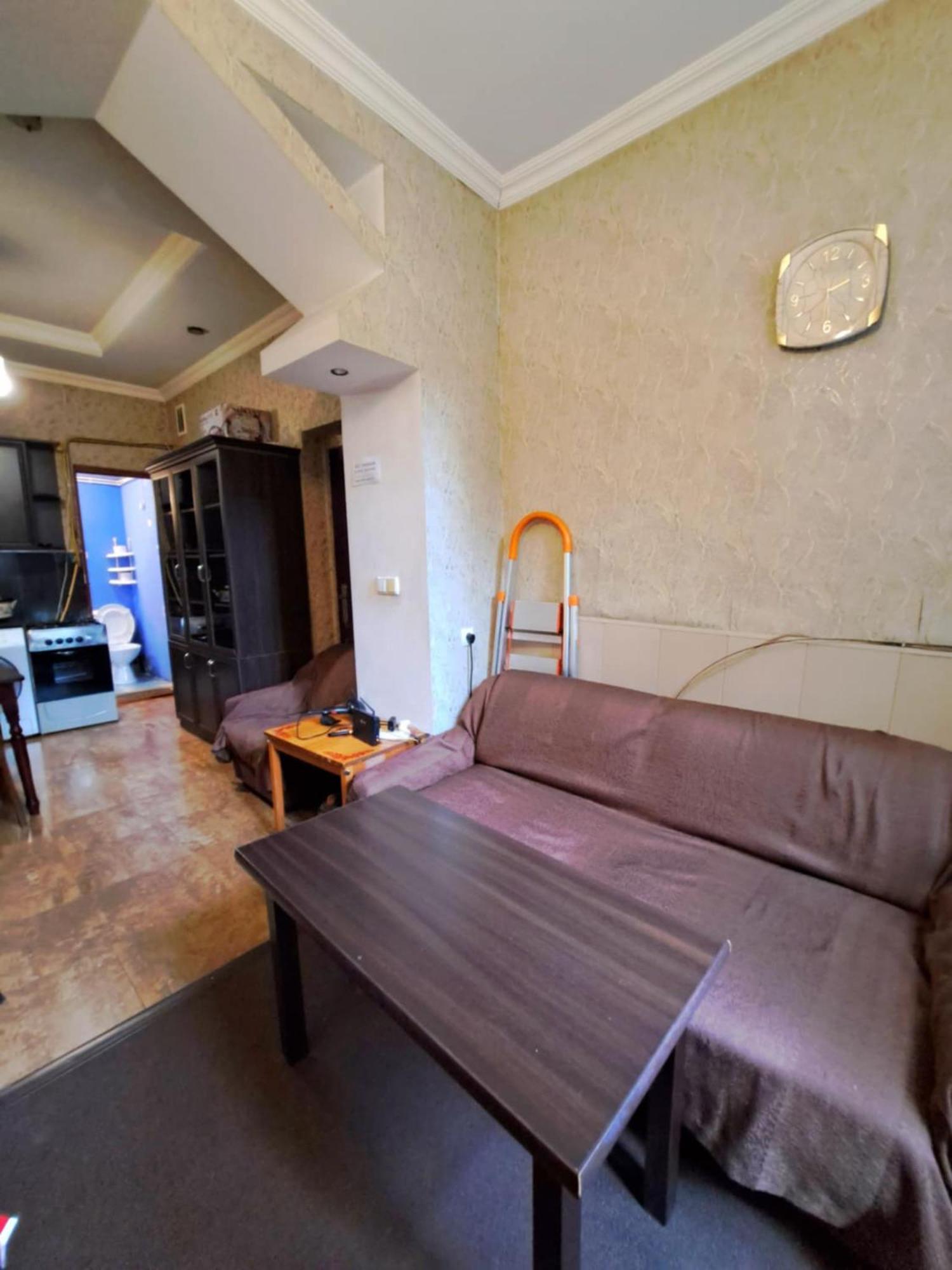 Apartment On Leonidze 18 Тбилиси Екстериор снимка