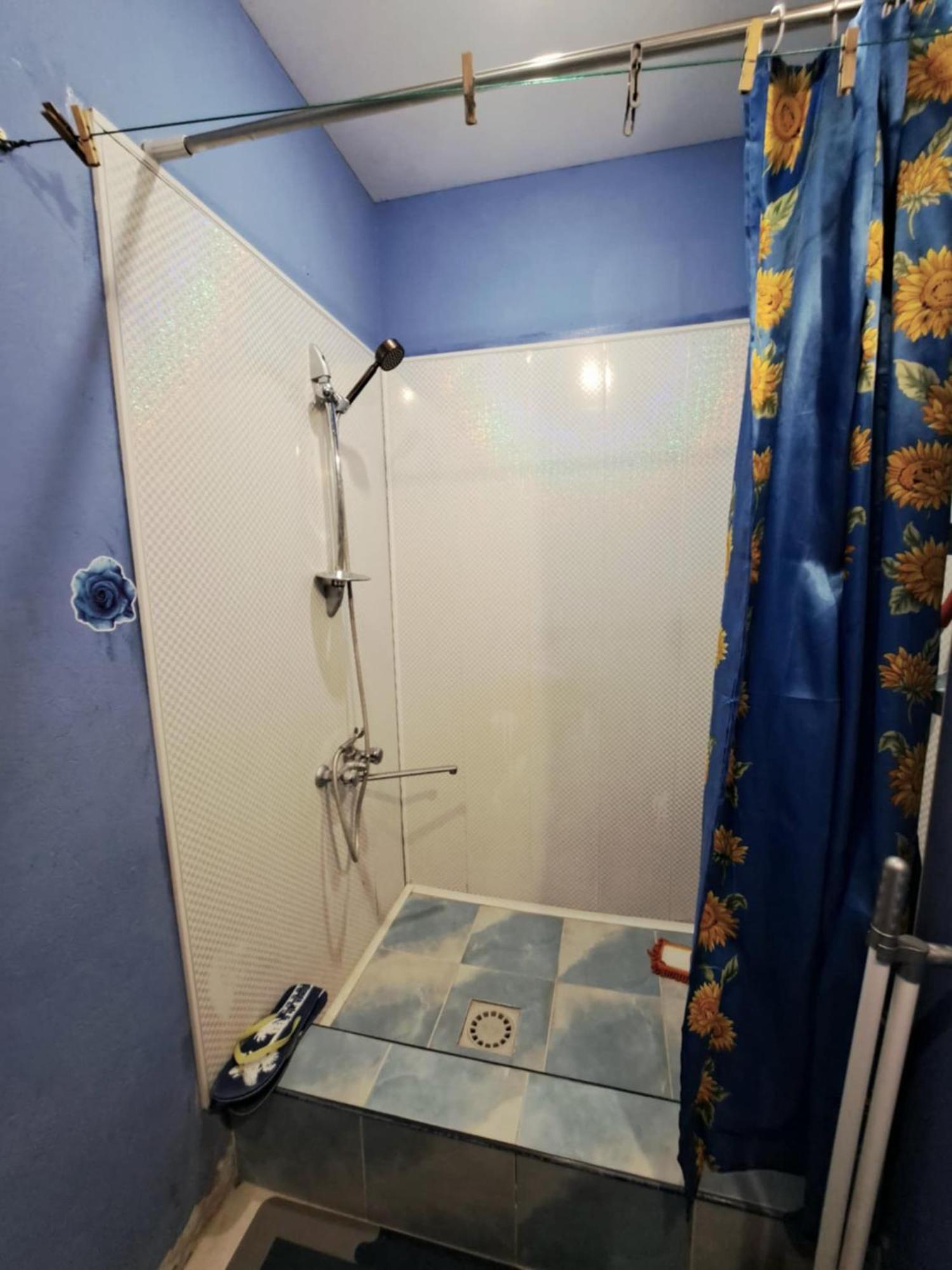 Apartment On Leonidze 18 Тбилиси Екстериор снимка